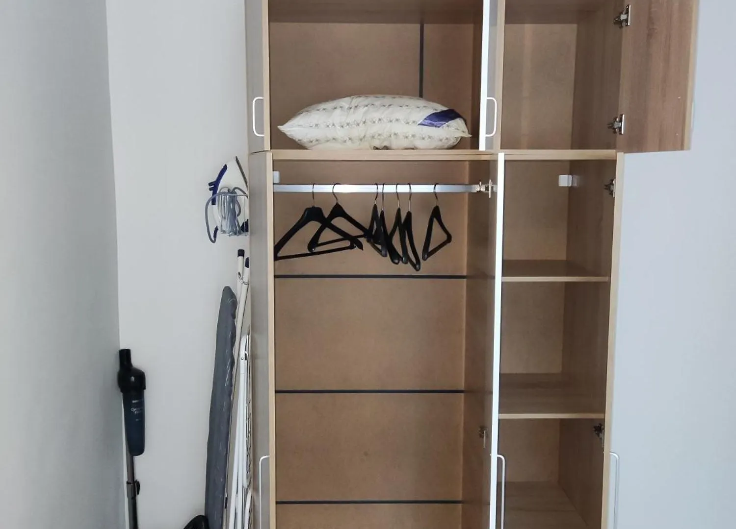 Maya'S Airport Apartment 索菲亞 0*,